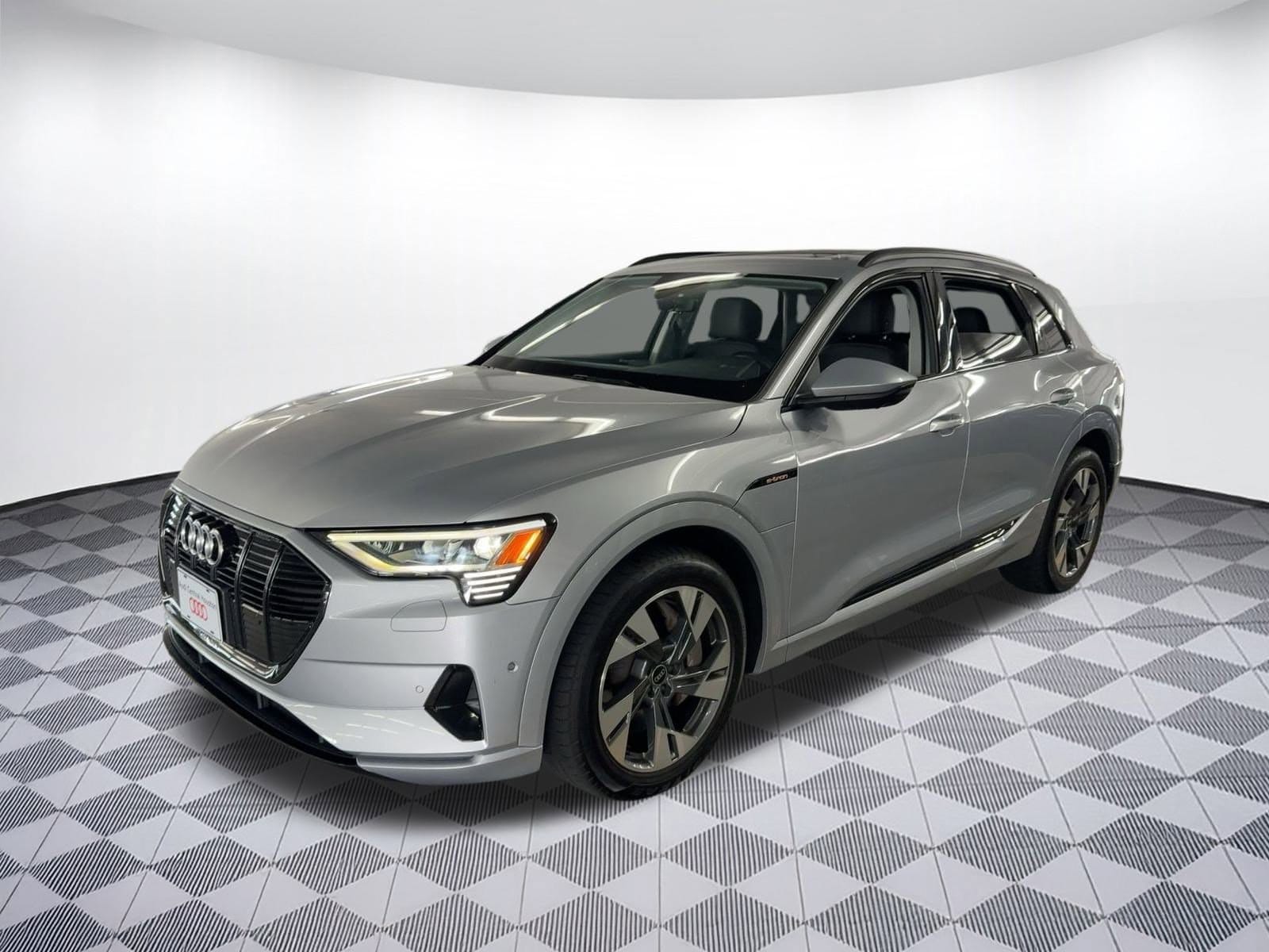 Used 2022 Audi e-tron Premium with VIN WA1AAAGE6NB007517 for sale in Houston, TX