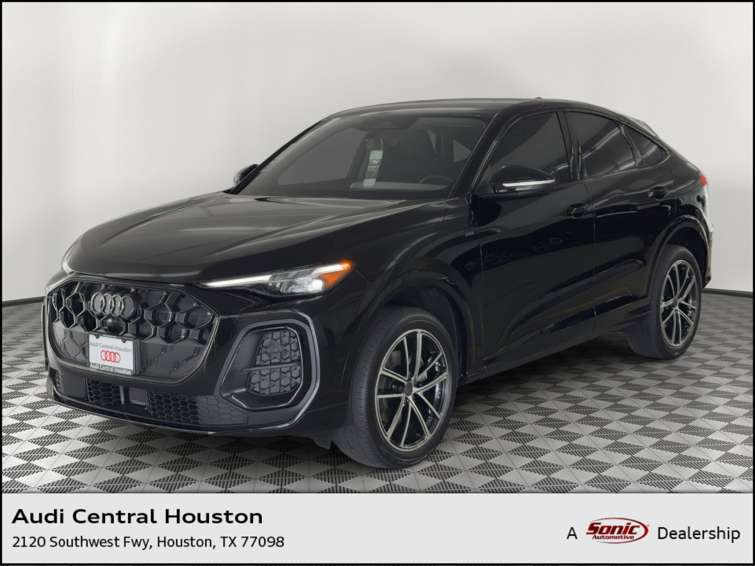 Q5 Sportback Premium Plus SUV