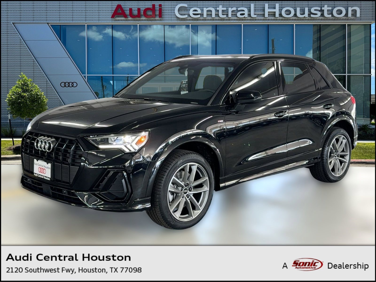 2025 Audi Q3 S Line Premium's photo