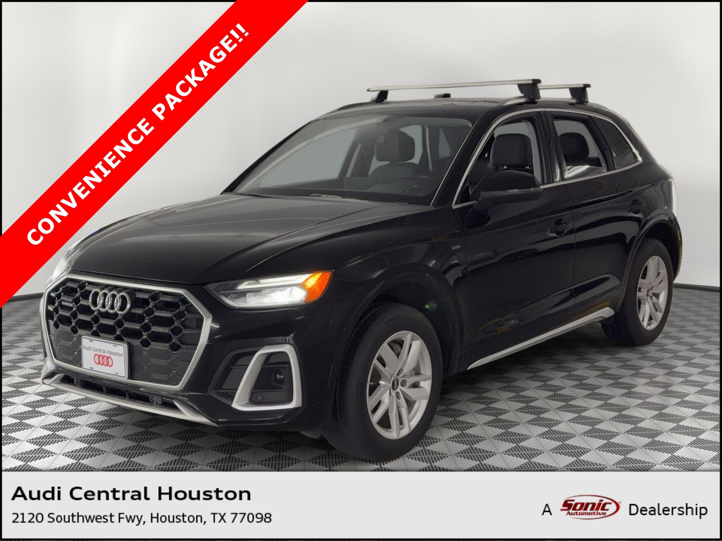 2022 Audi Q5 45 Premium's photo