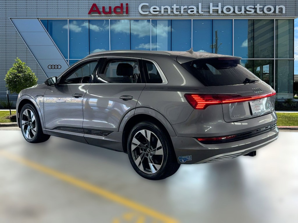 Used 2021 Audi e-tron Premium Plus SUV