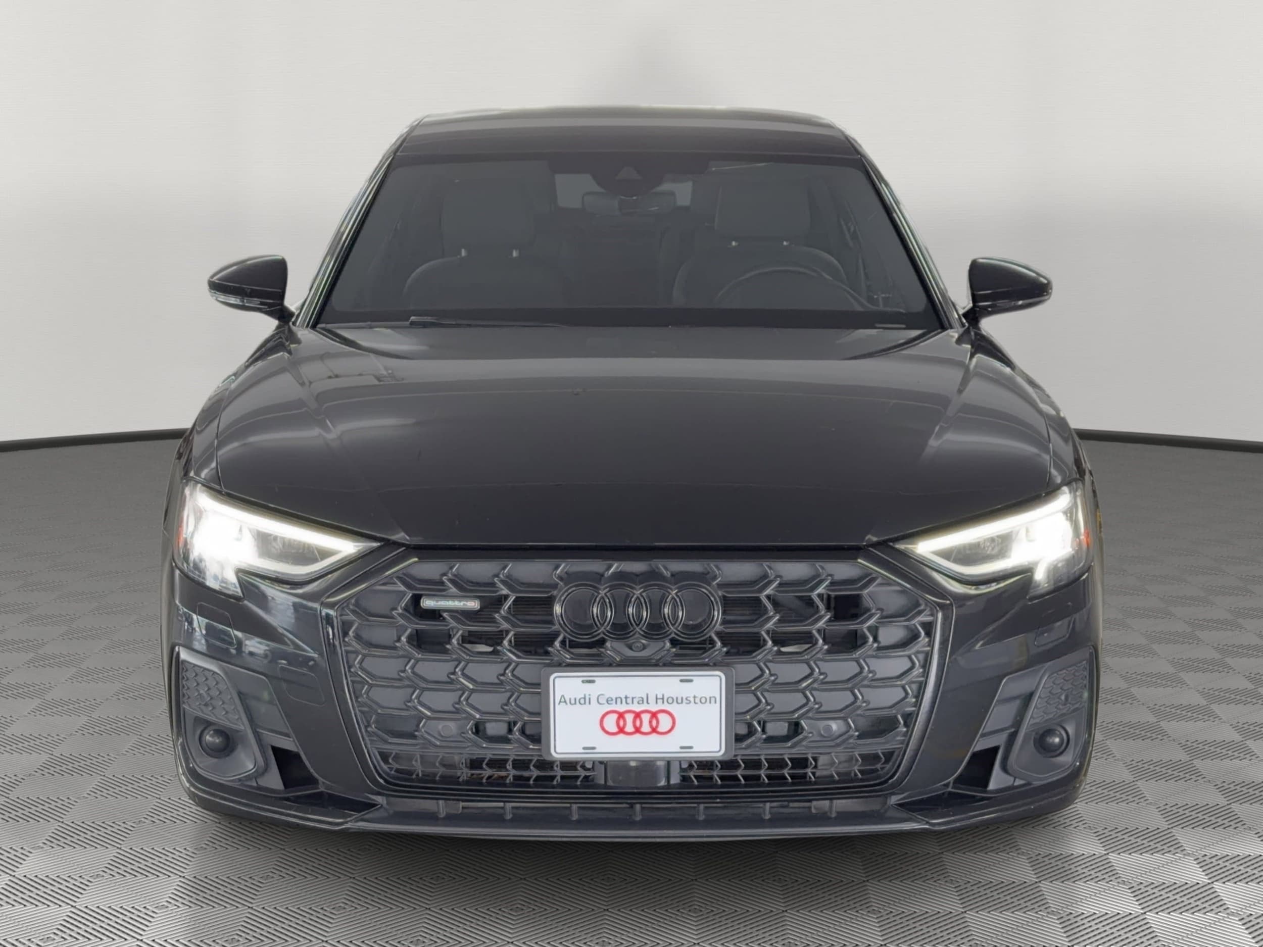 A8 L 55 TFSI Quattro Sedan