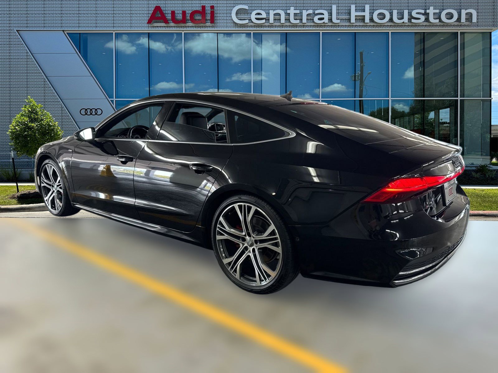2019 Audi A7 Prestige photo 2