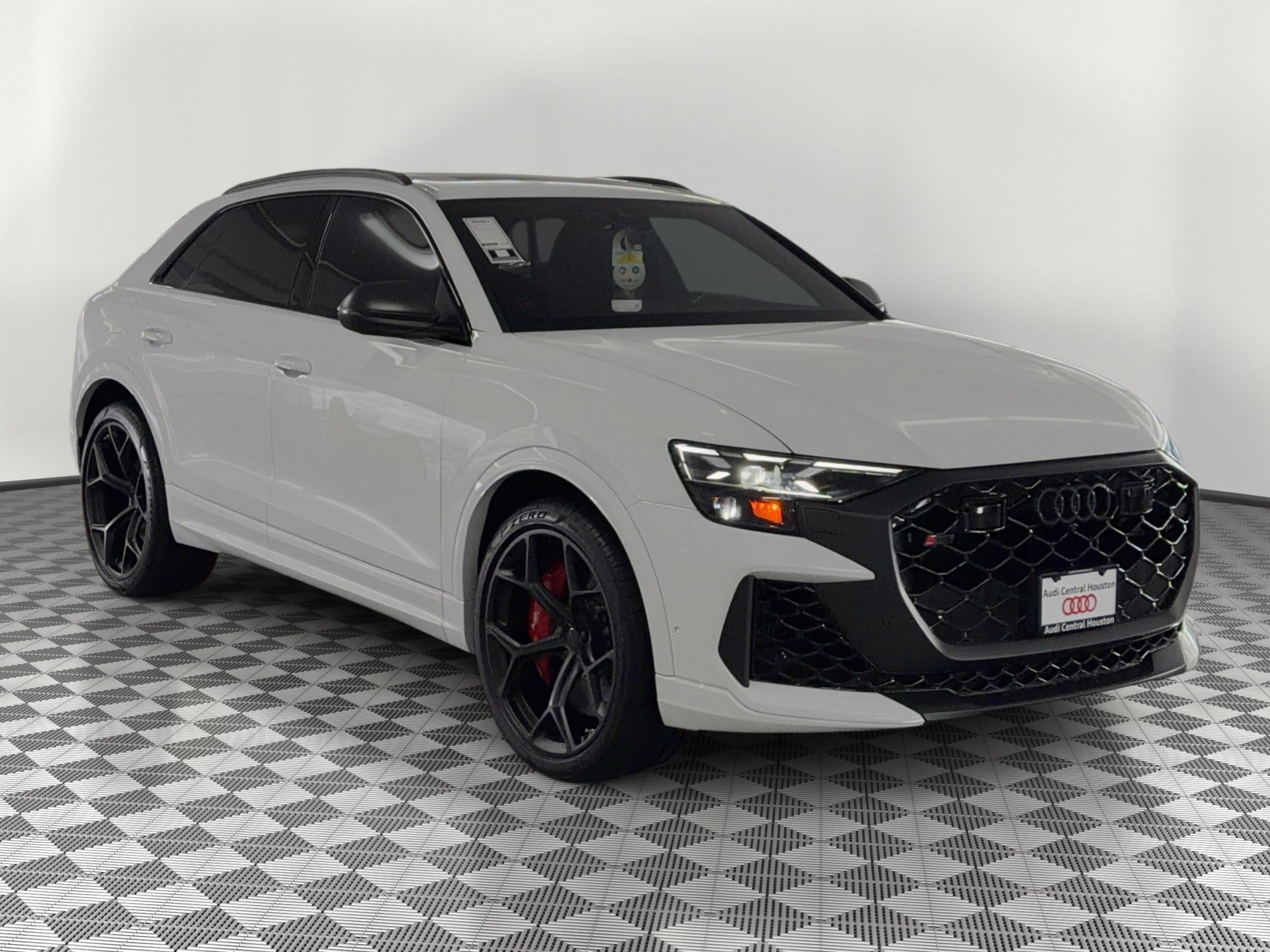 RS Q8 Performance SUV