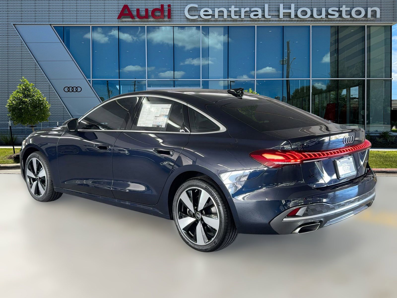 2025 Audi A5 2.0T Premium Plus photo 3