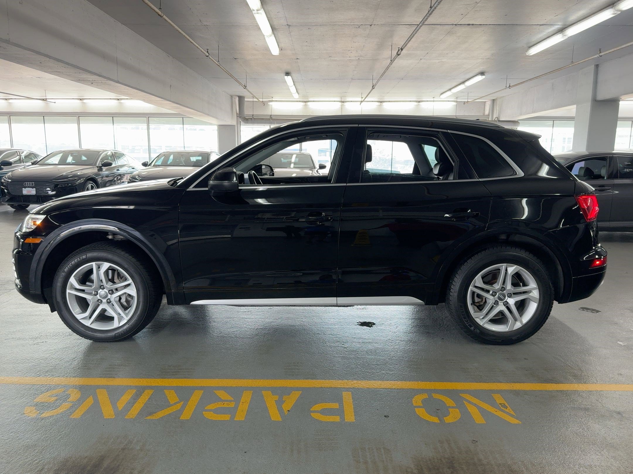 2019 Audi Q5 Premium photo 2