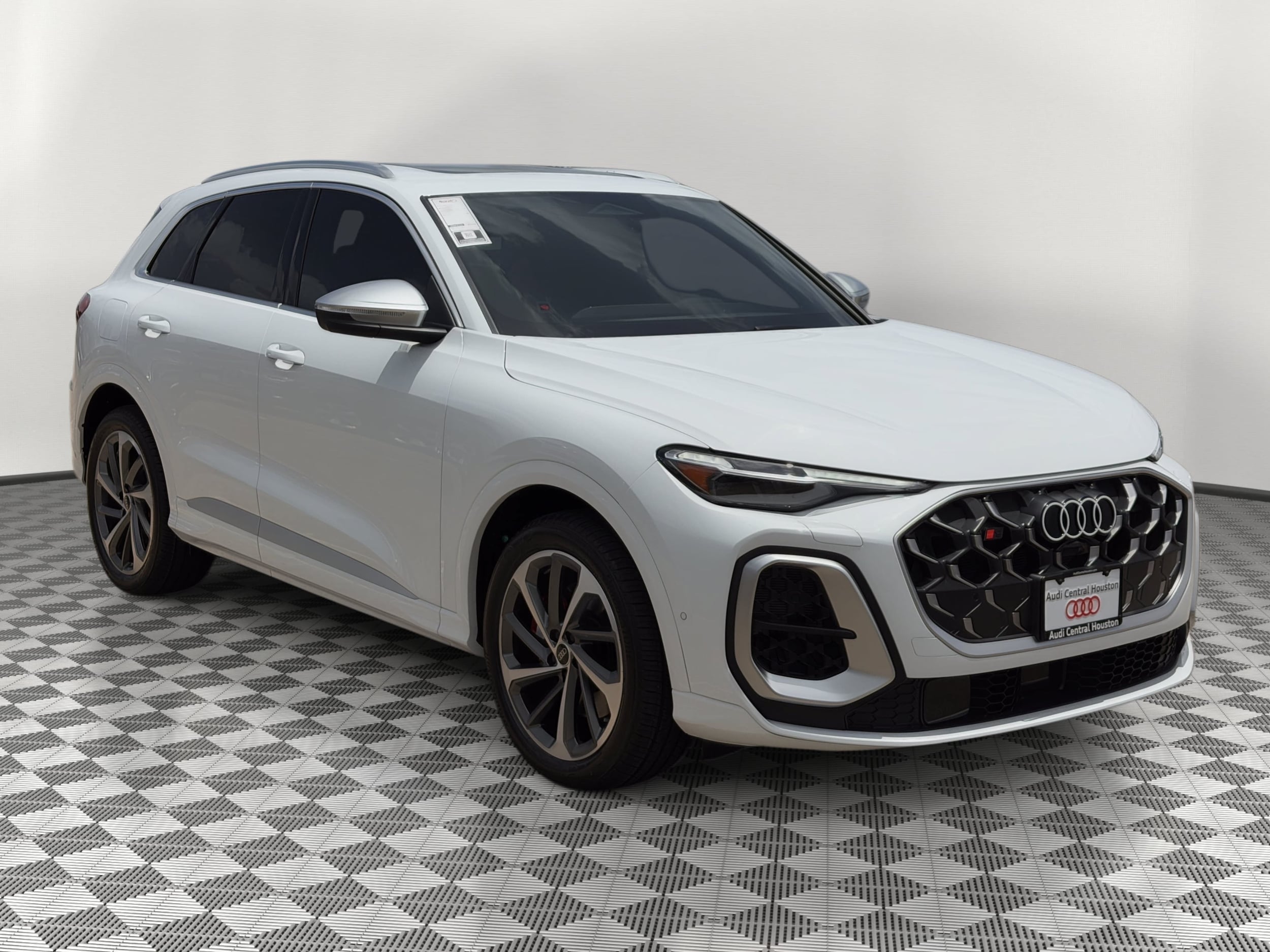 SQ5 Prestige SUV