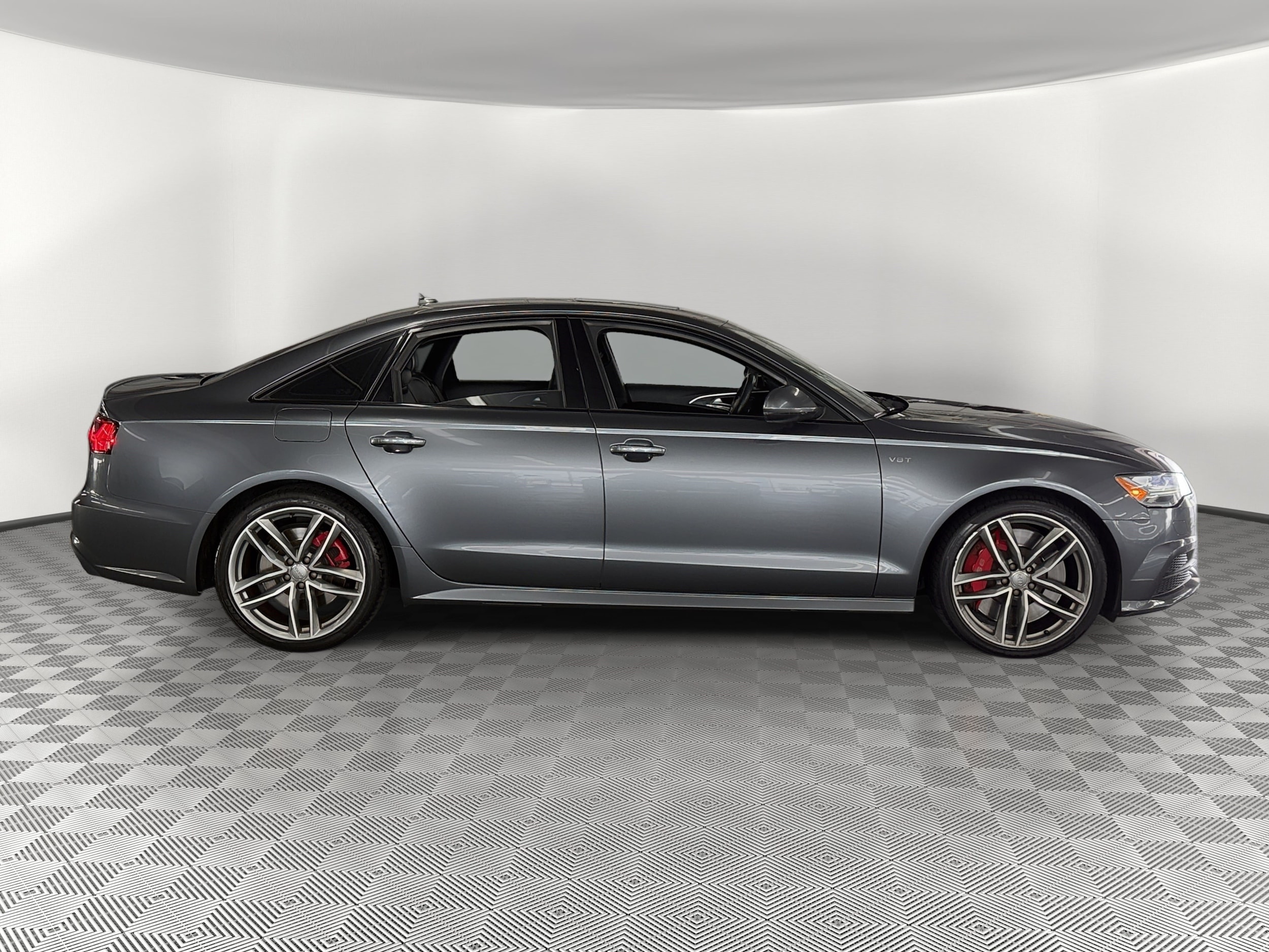 S6 Premium Plus Sedan