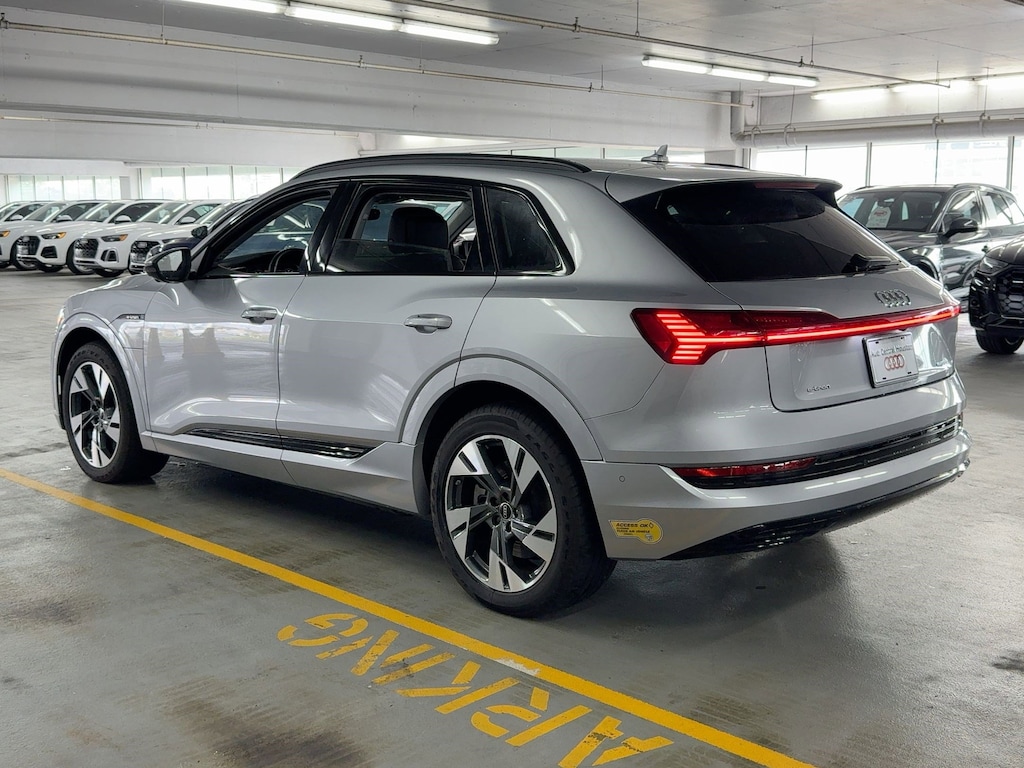 Used 2022 Audi e-tron Premium SUV