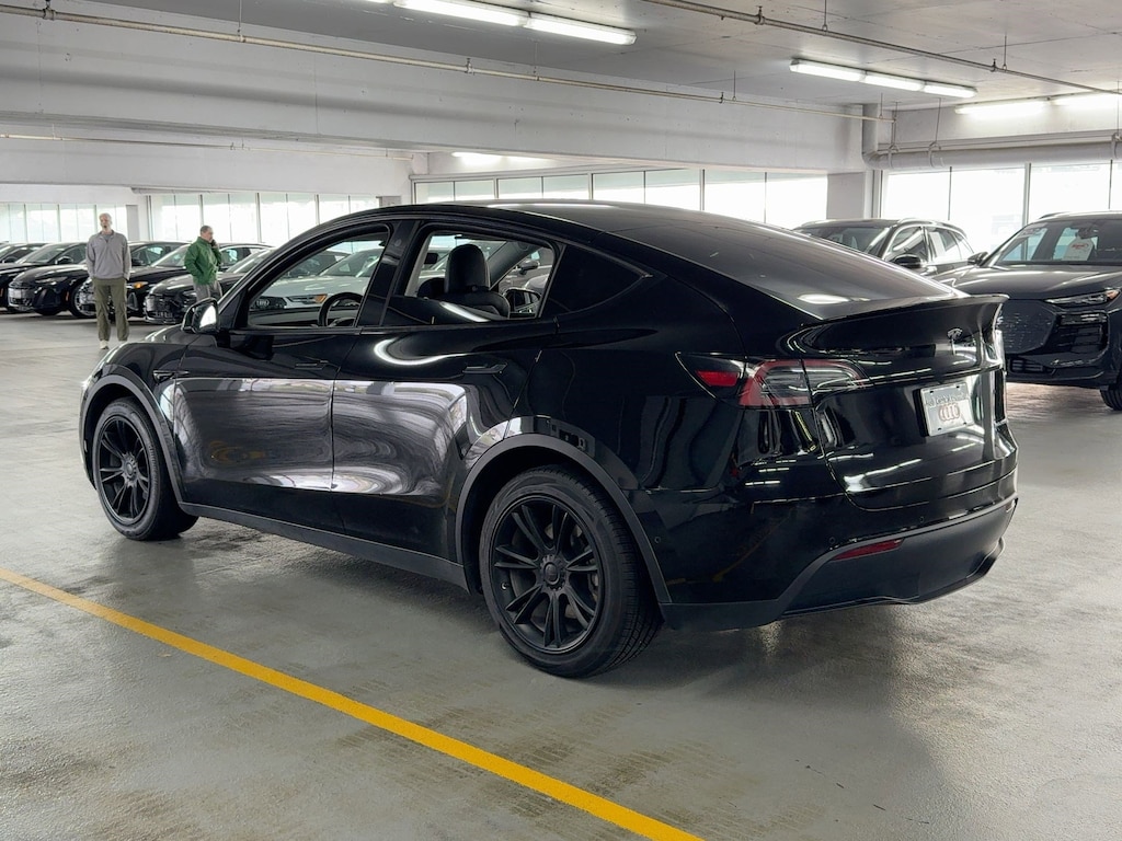 Used 2022 Tesla Model Y Long Range SUV