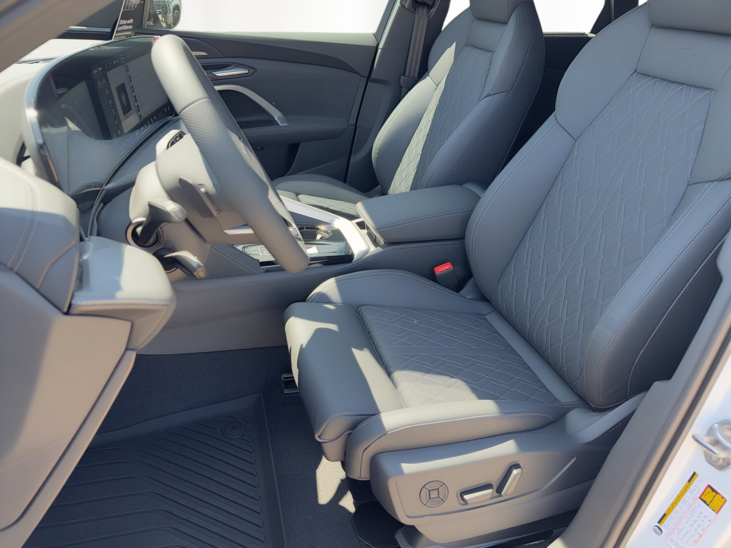 SQ5 Sportback Premium Plus SUV
