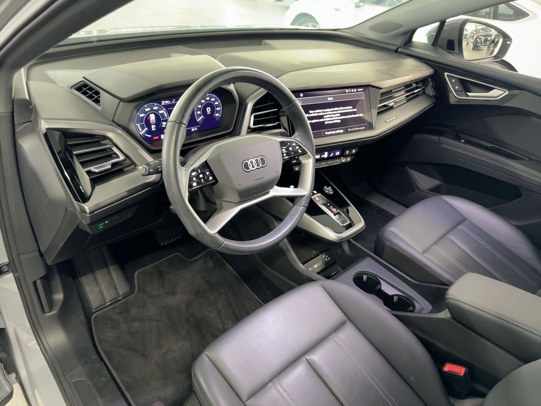 2024 Audi Q4 E-tron Premium photo 4