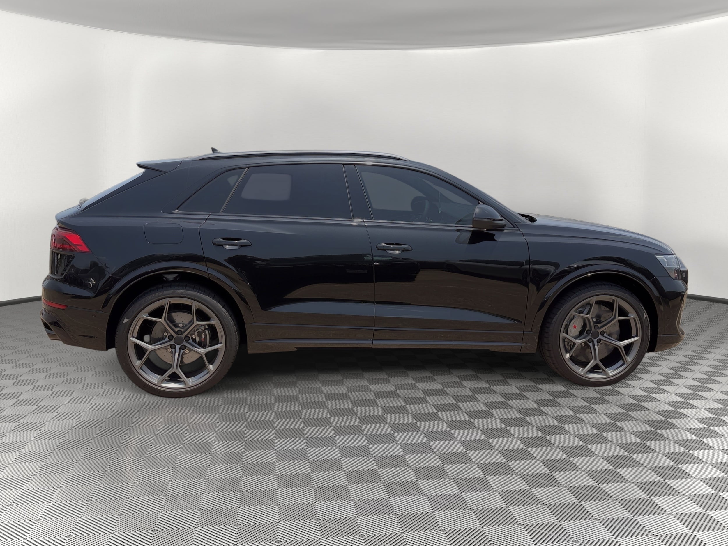 RS Q8 Performance SUV