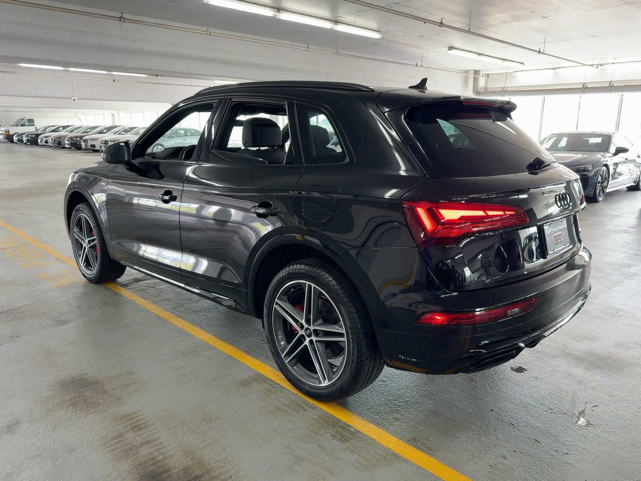2025 Audi Q5 S line Premium Plus photo 3