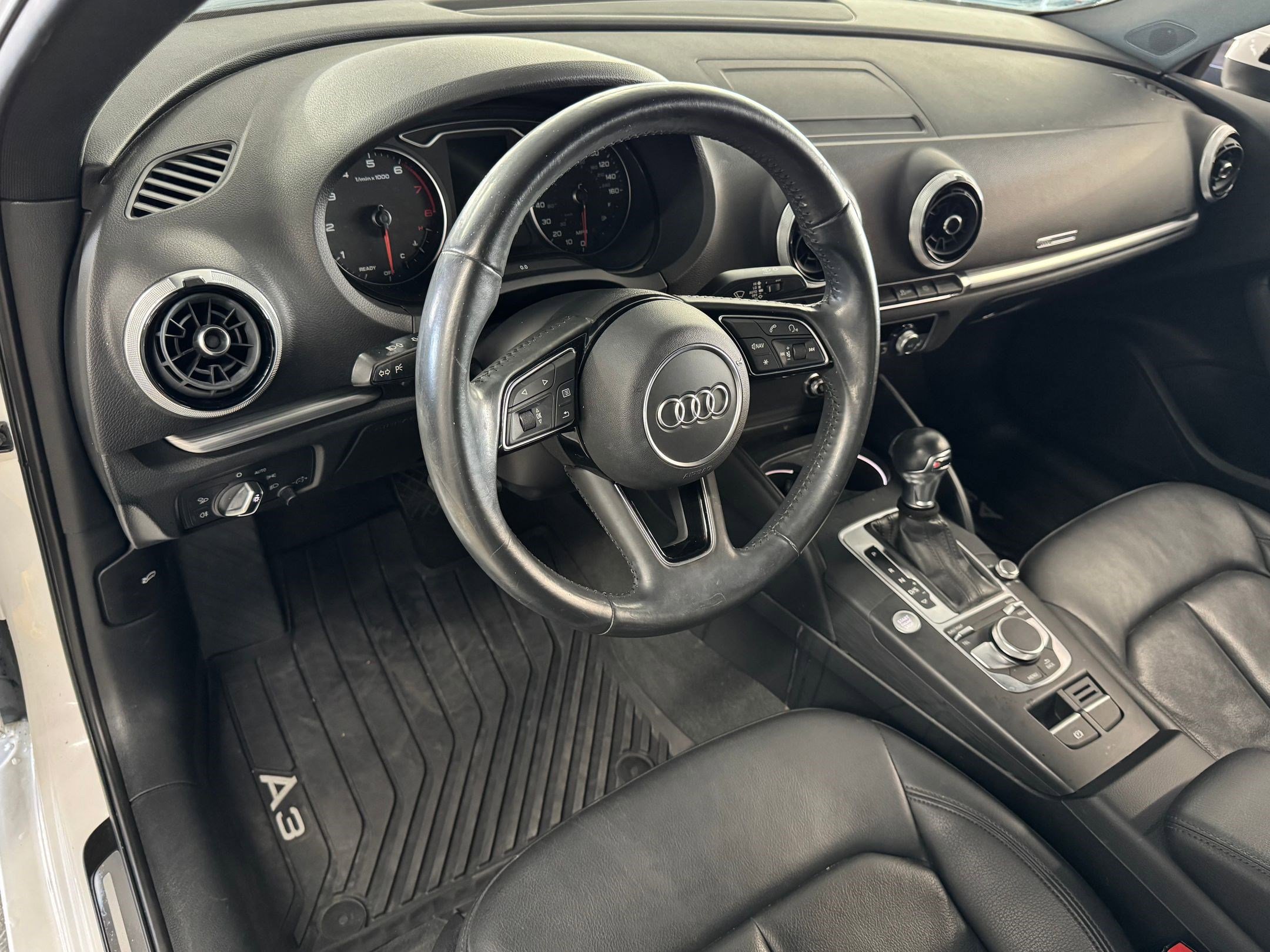 2020 Audi A3 Premium photo 4