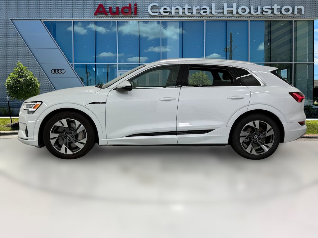 Used 2022 Audi e-tron Premium SUV