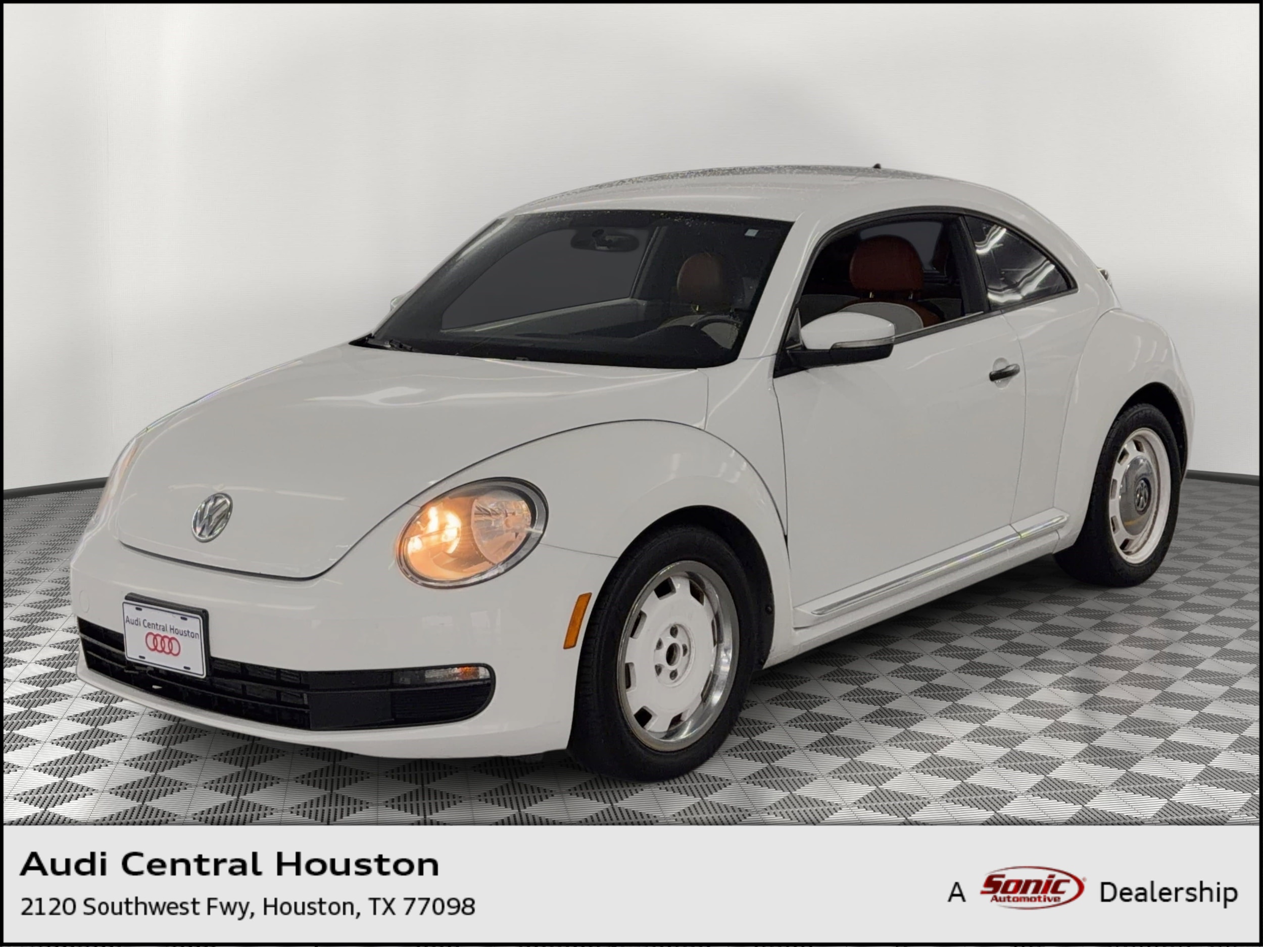 2015 Volkswagen Beetle 1.8T Auto PZEV's photo
