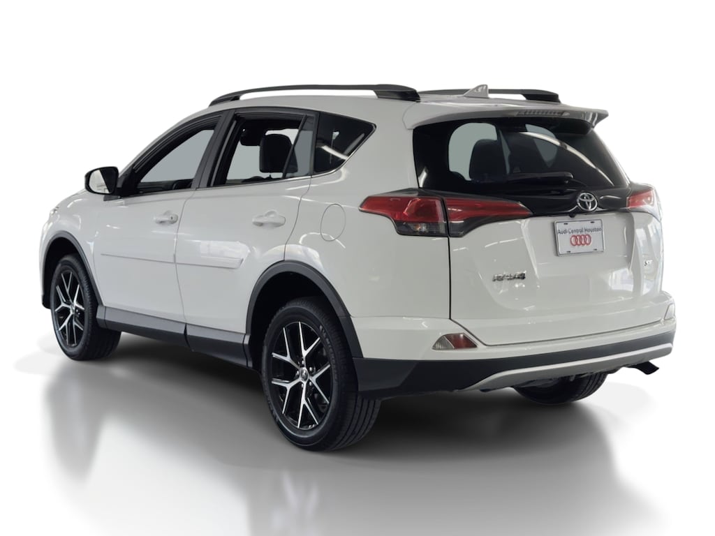 Used 2017 Toyota RAV4 SE SUV