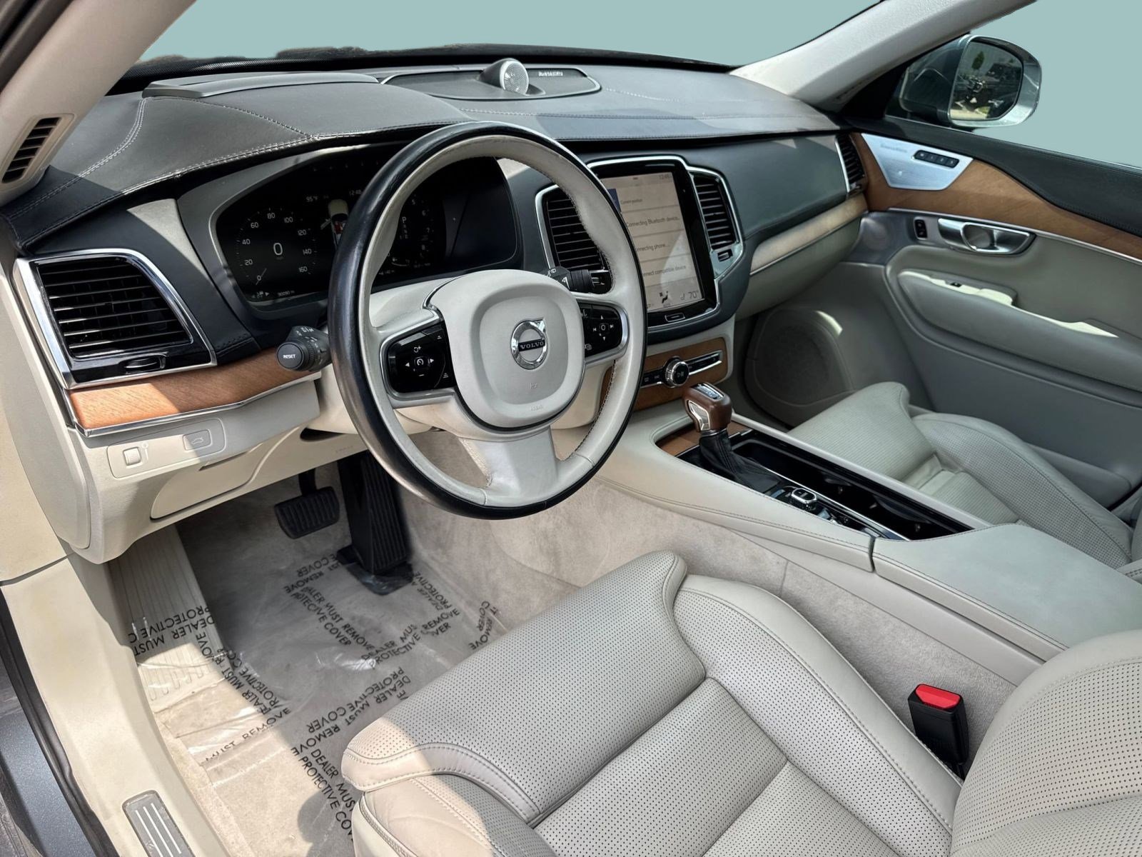 2016 Volvo XC90 T6 Inscription photo 3