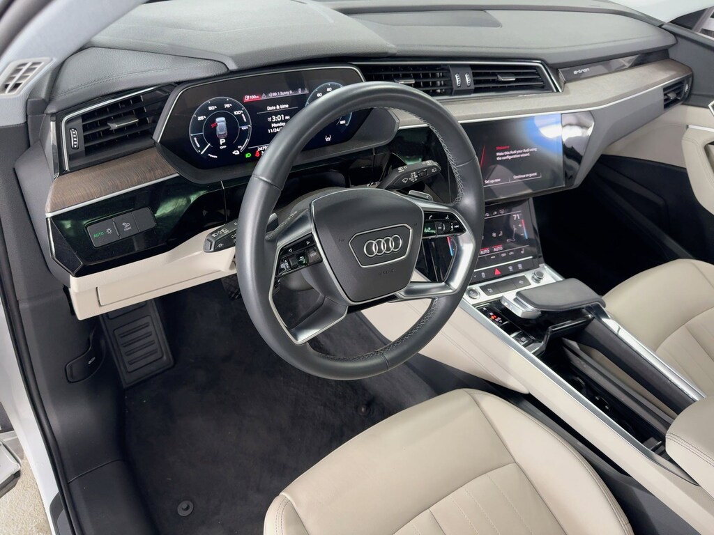 Used 2022 Audi e-tron Premium SUV