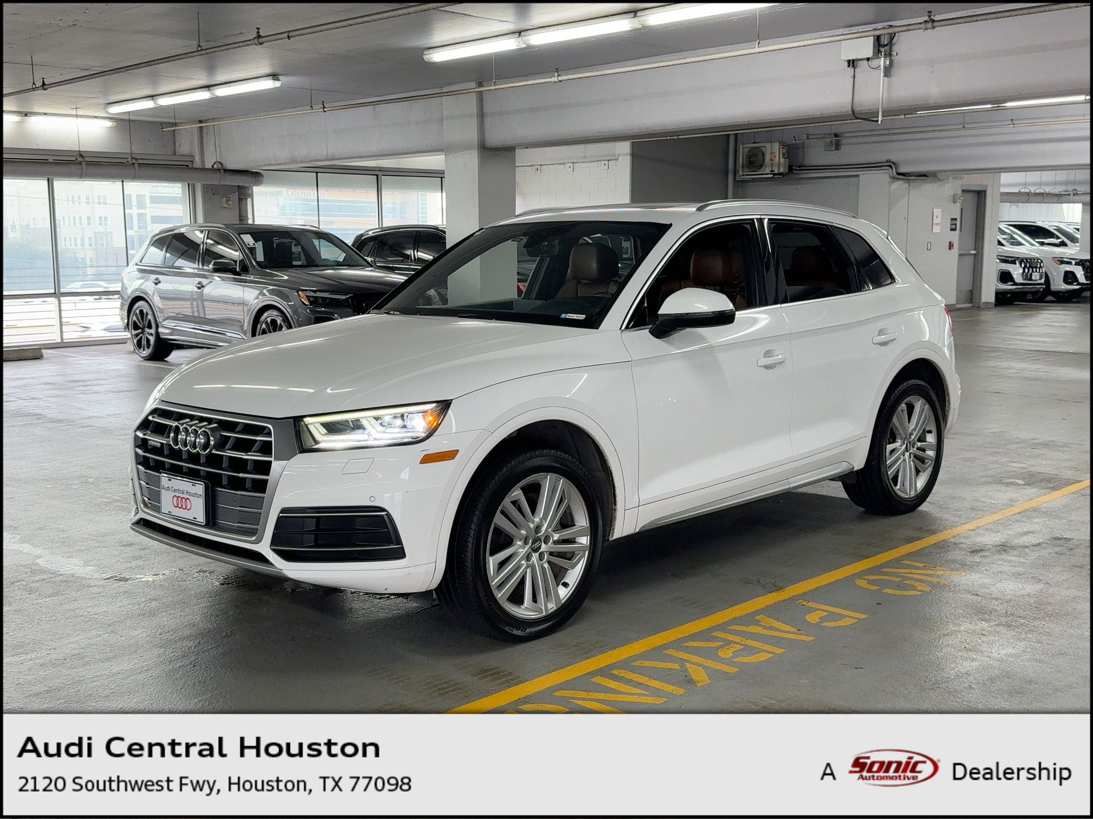 2018 Audi Q5 Premium Plus's photo