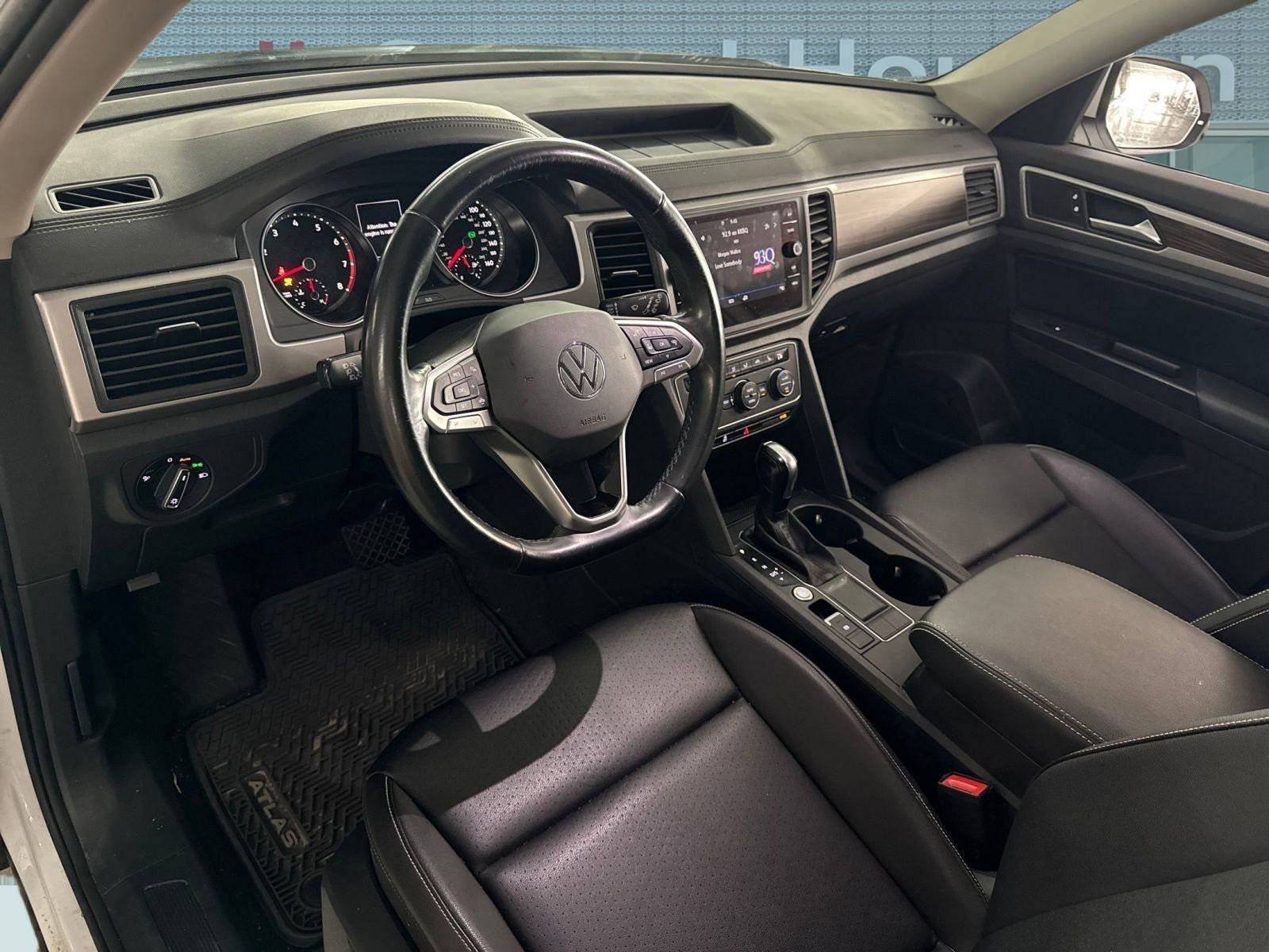 2021 Volkswagen Atlas SE photo 3