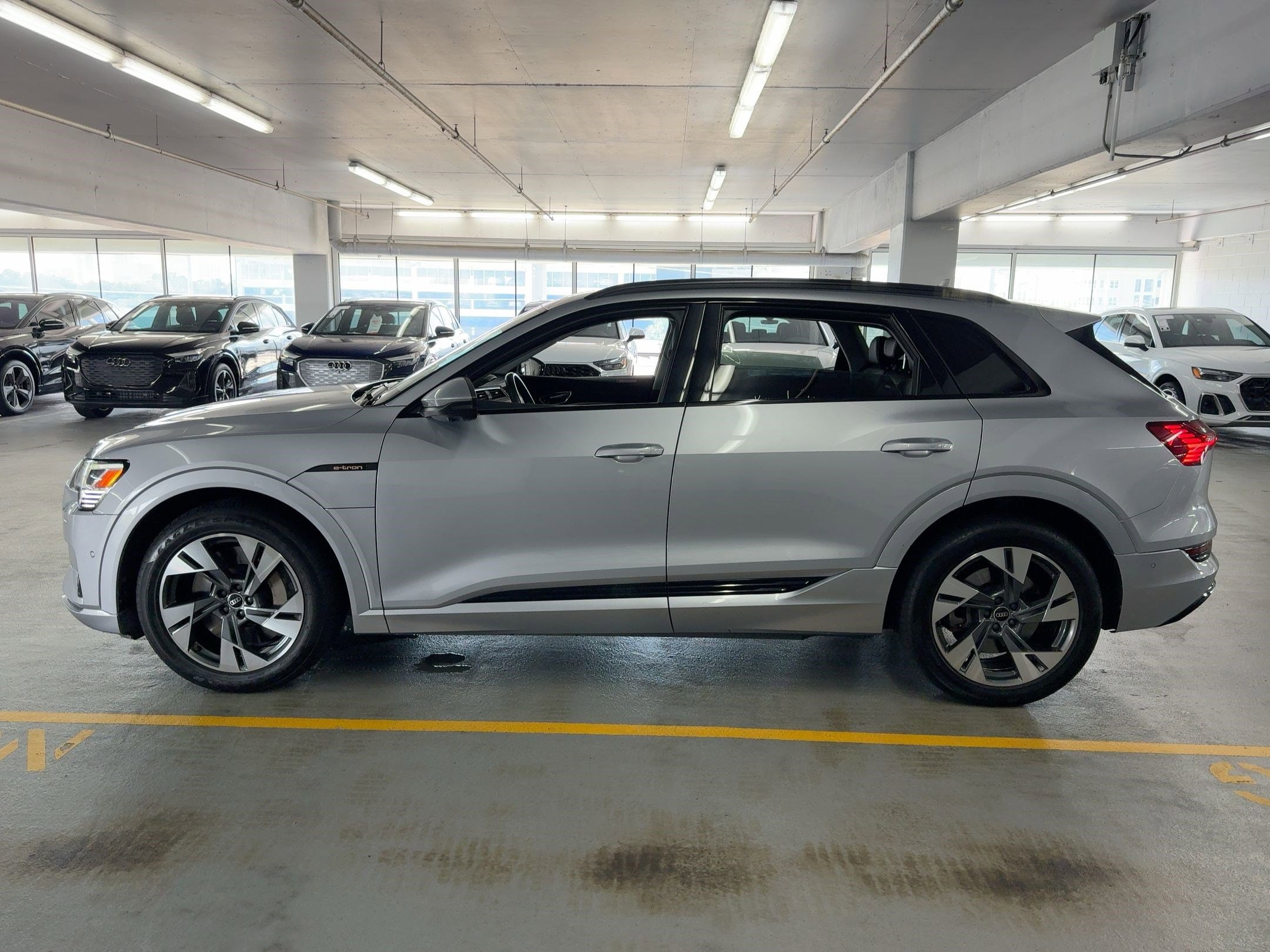 Used 2022 Audi e-tron Premium with VIN WA1AAAGE6NB007517 for sale in Houston, TX