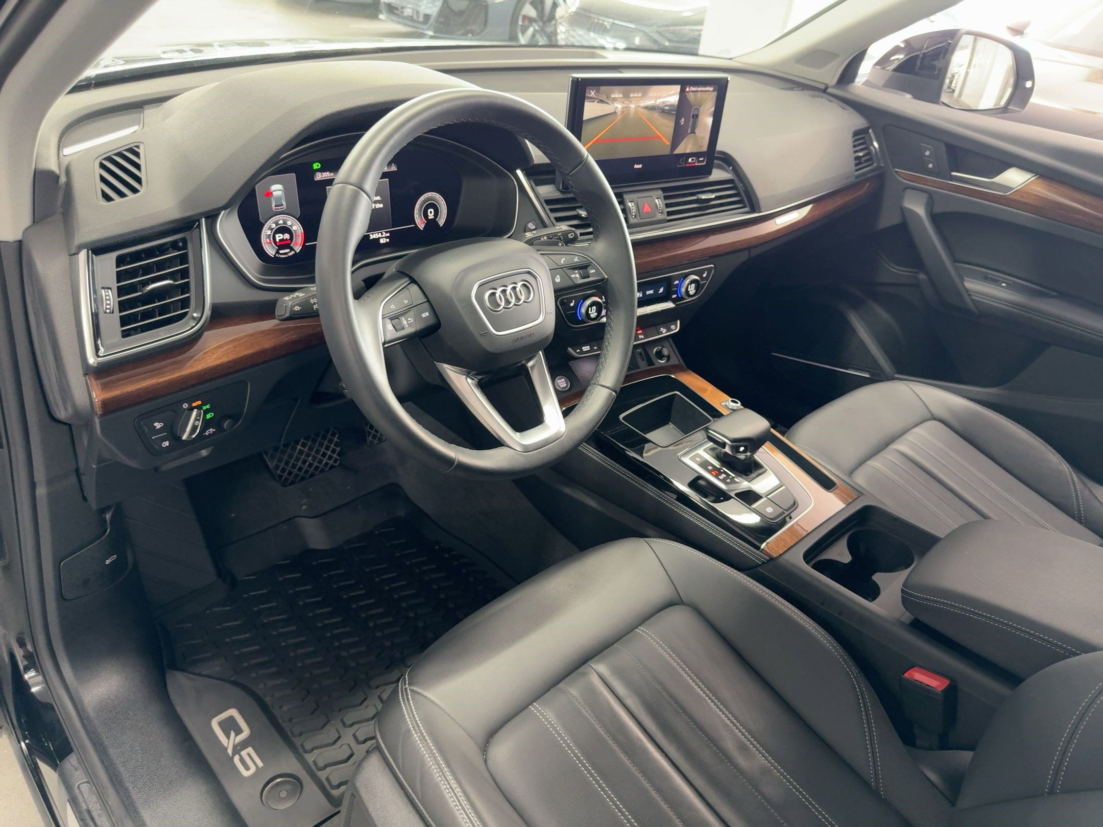 2023 Audi Q5 S line Premium Plus photo 4