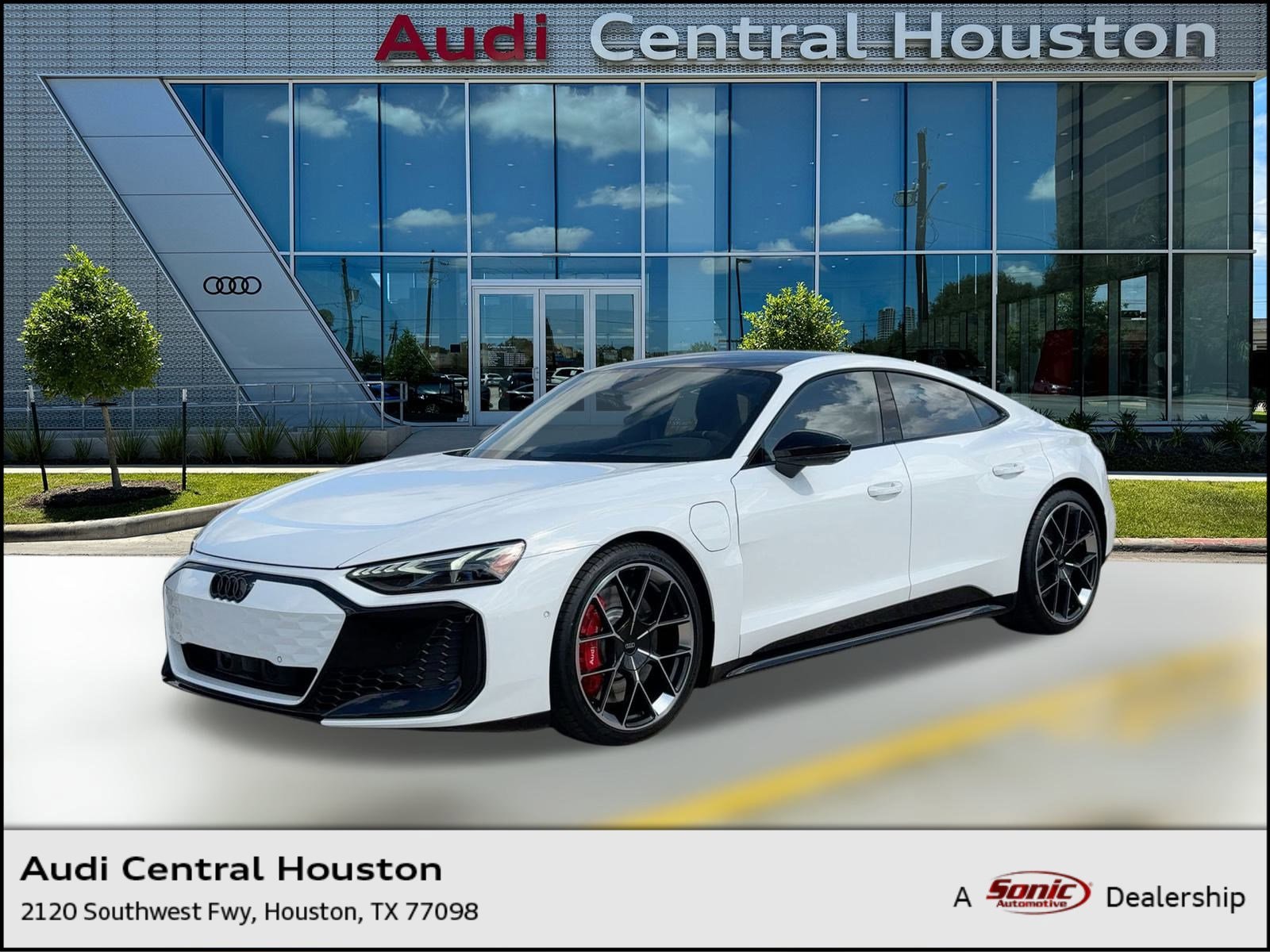 2025 Audi RS e-tron GT Performance Base's photo