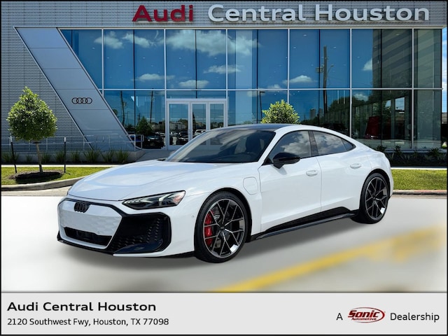 2025 Audi RS e-tron GT performance Sedan