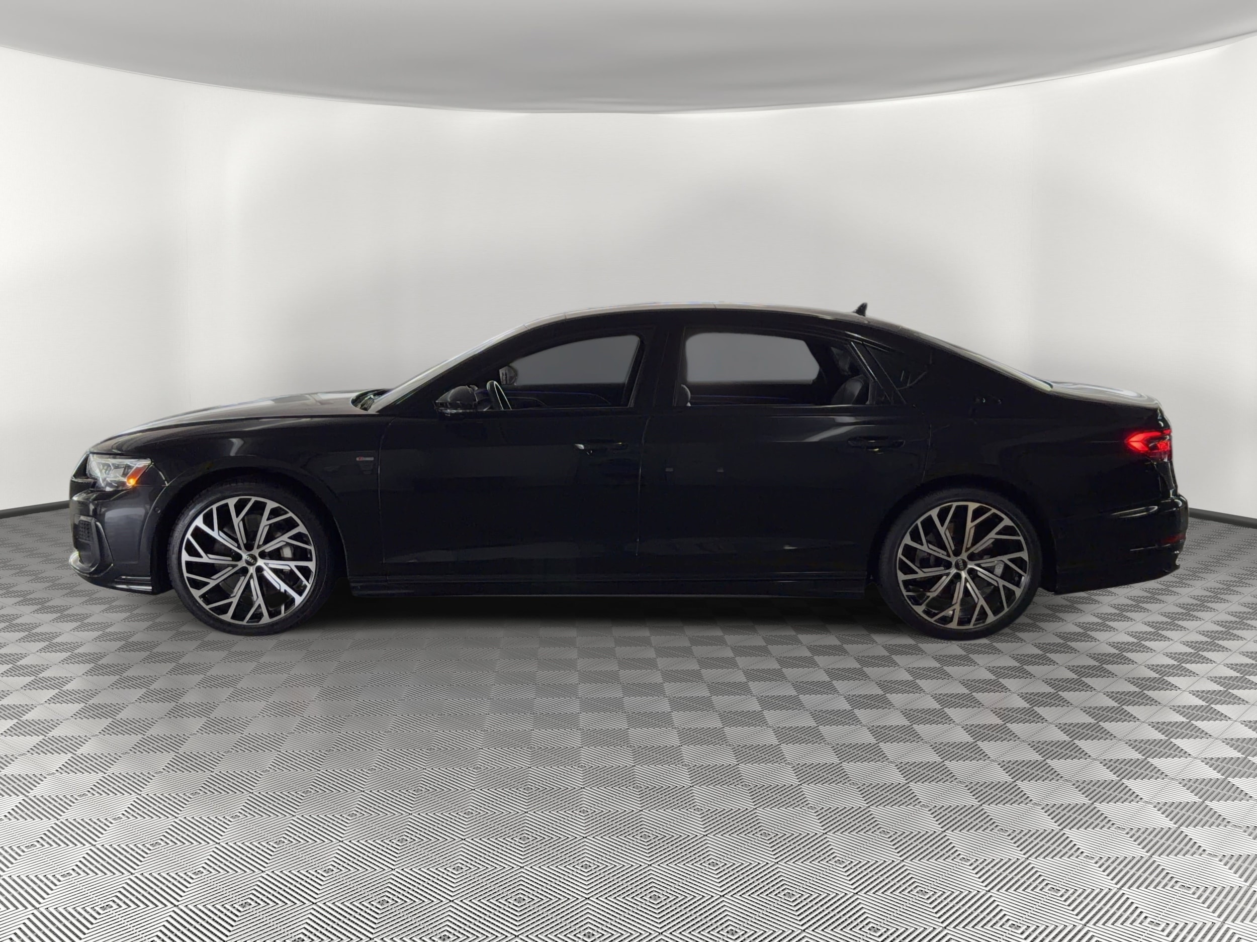 A8 L 55 TFSI Quattro Sedan