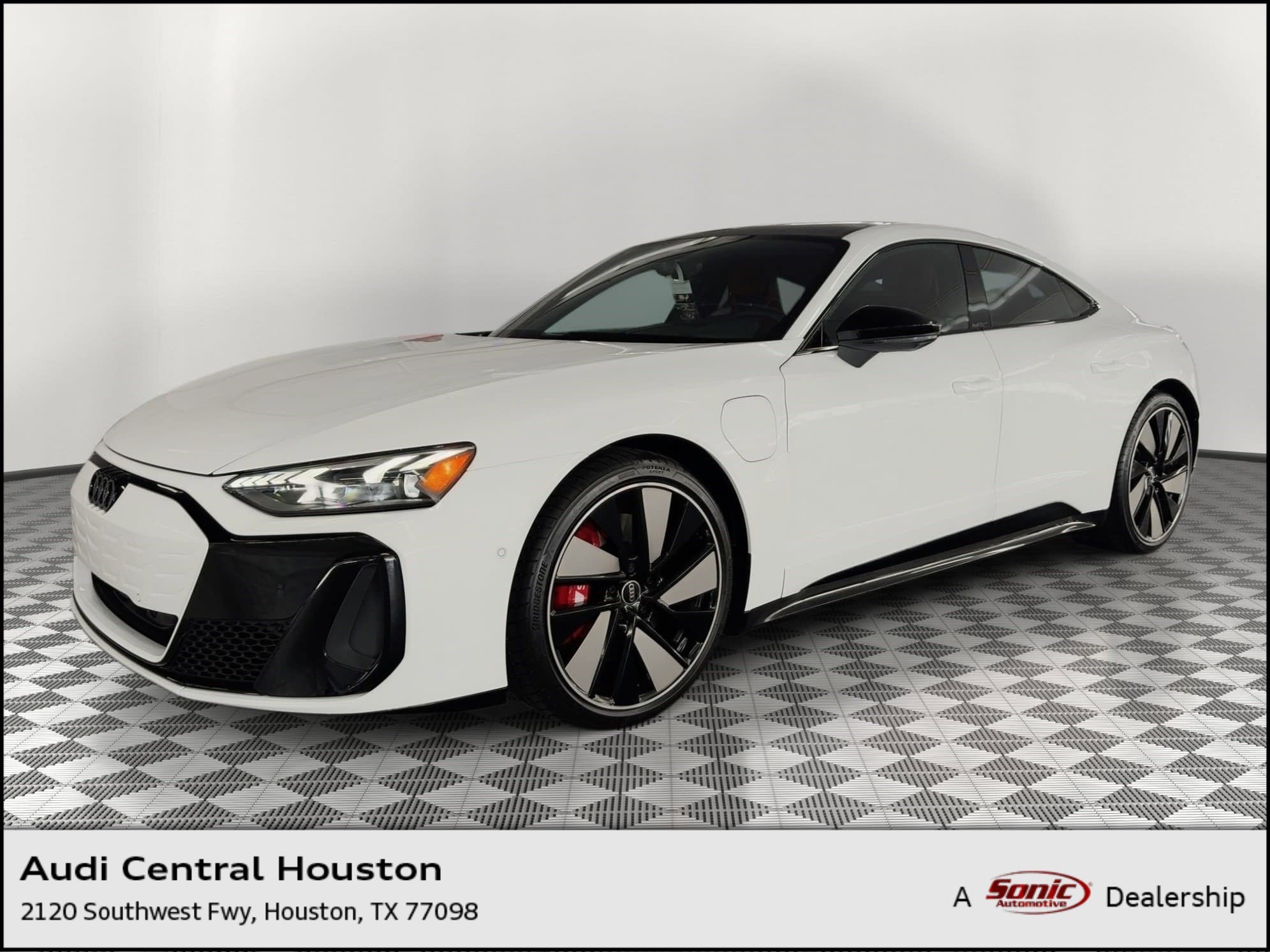 2026 Audi S e-tron GT Premium Plus quattro's photo