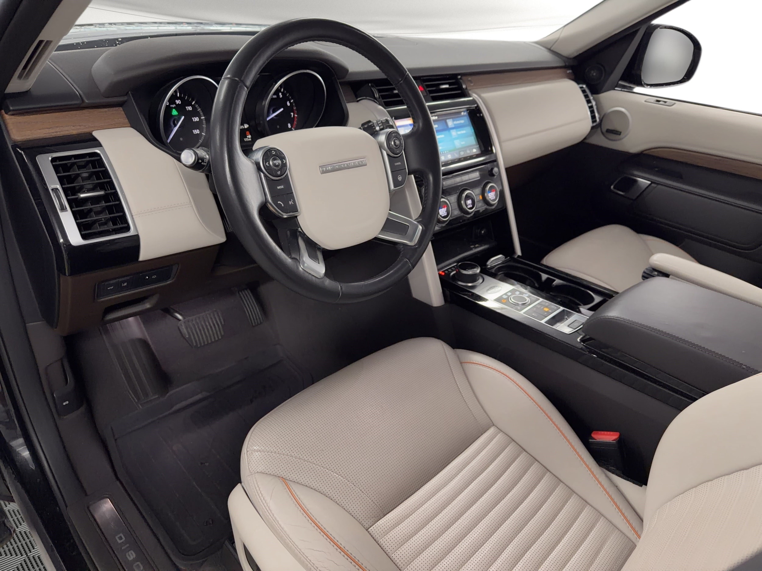 Discovery HSE Luxury SUV