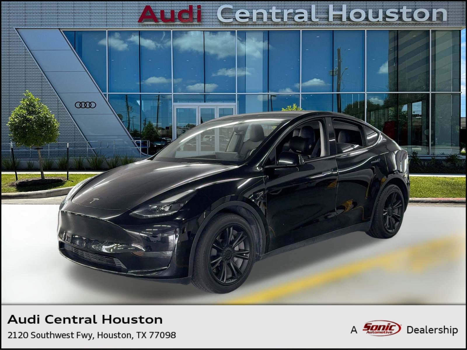 2022 Tesla Model Y Long Range's photo