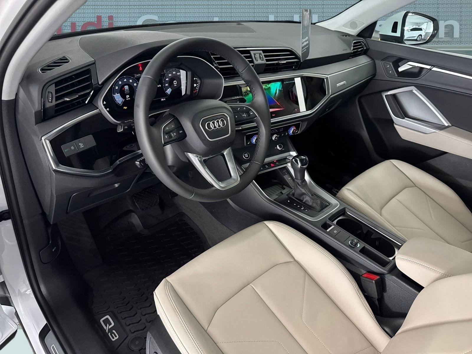 2025 Audi Q3 S line Premium photo 3