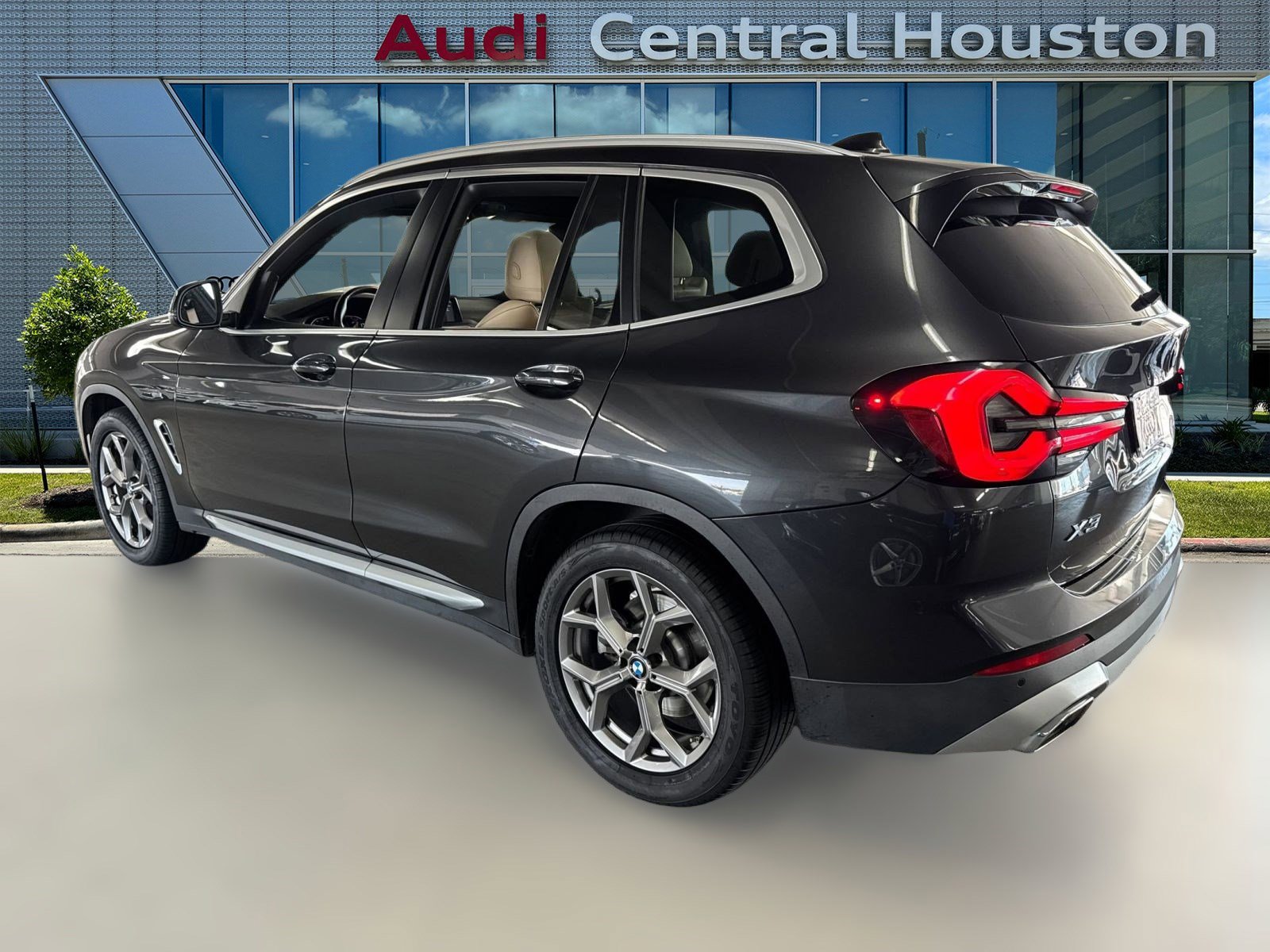 2022 Bmw X3 sDrive30i photo 2