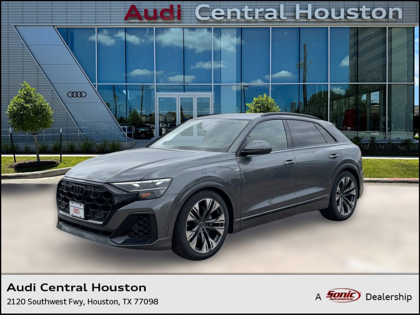 2026 Audi Q8 Premium Plus's photo