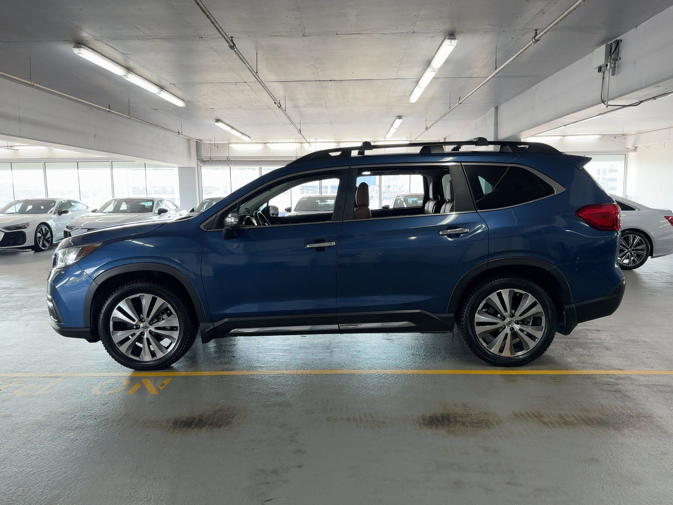 2022 Subaru Ascent Touring photo 2