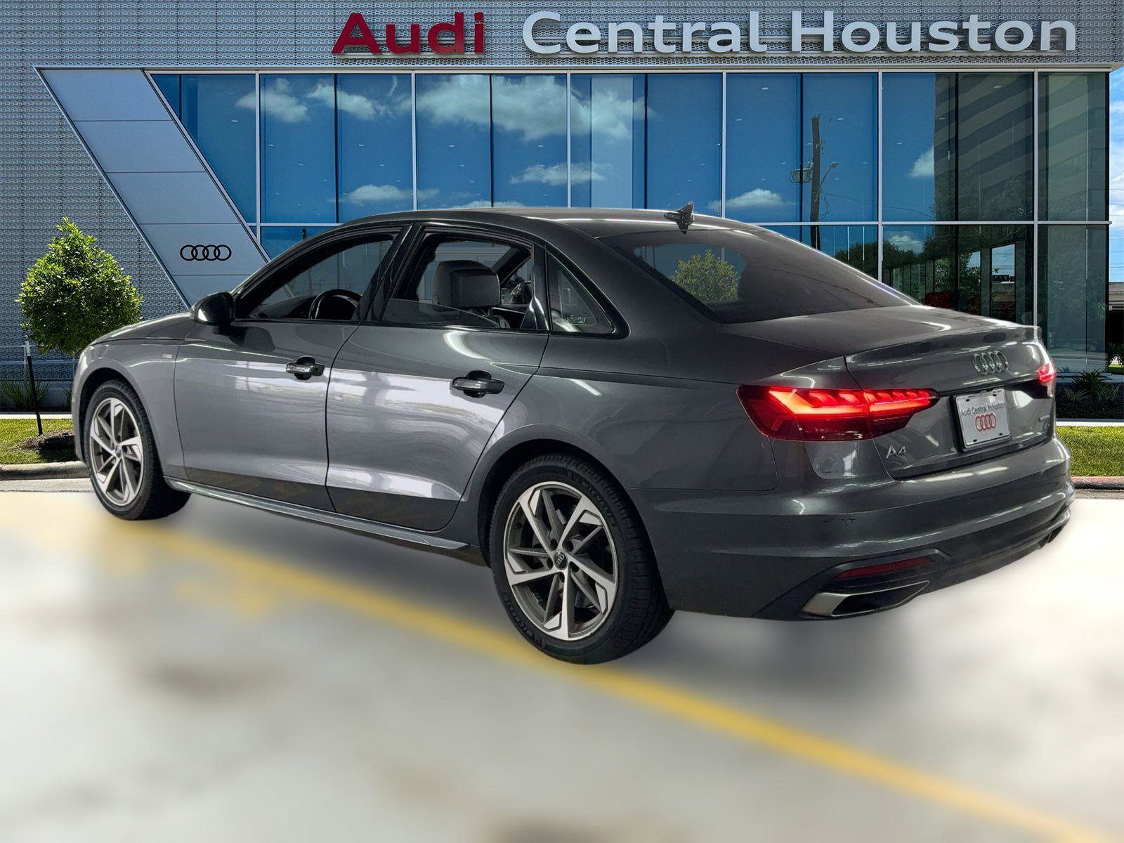 2021 Audi A4 S line Premium Plus photo 3