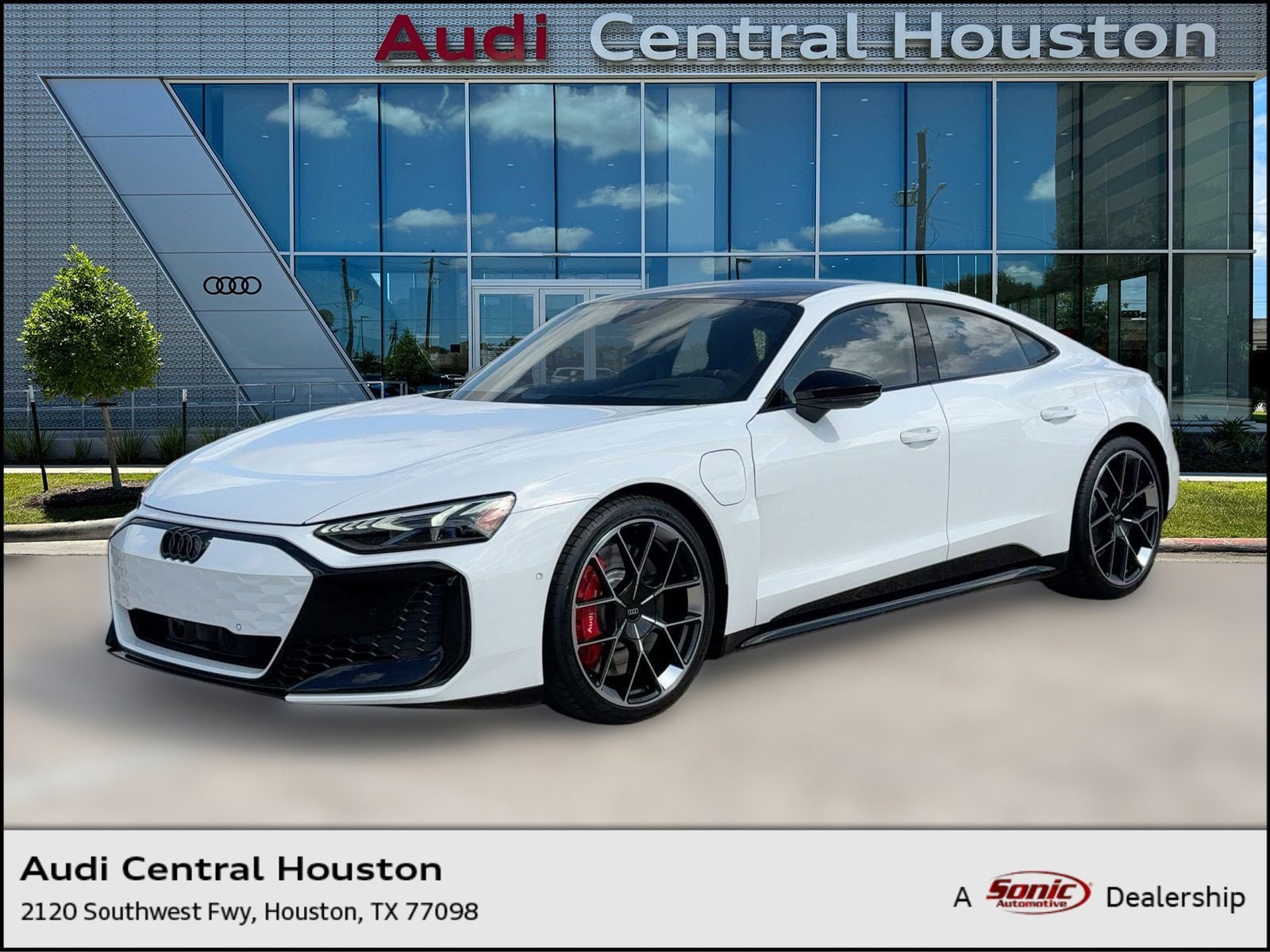 2025 Audi RS e-tron GT Performance Base's photo