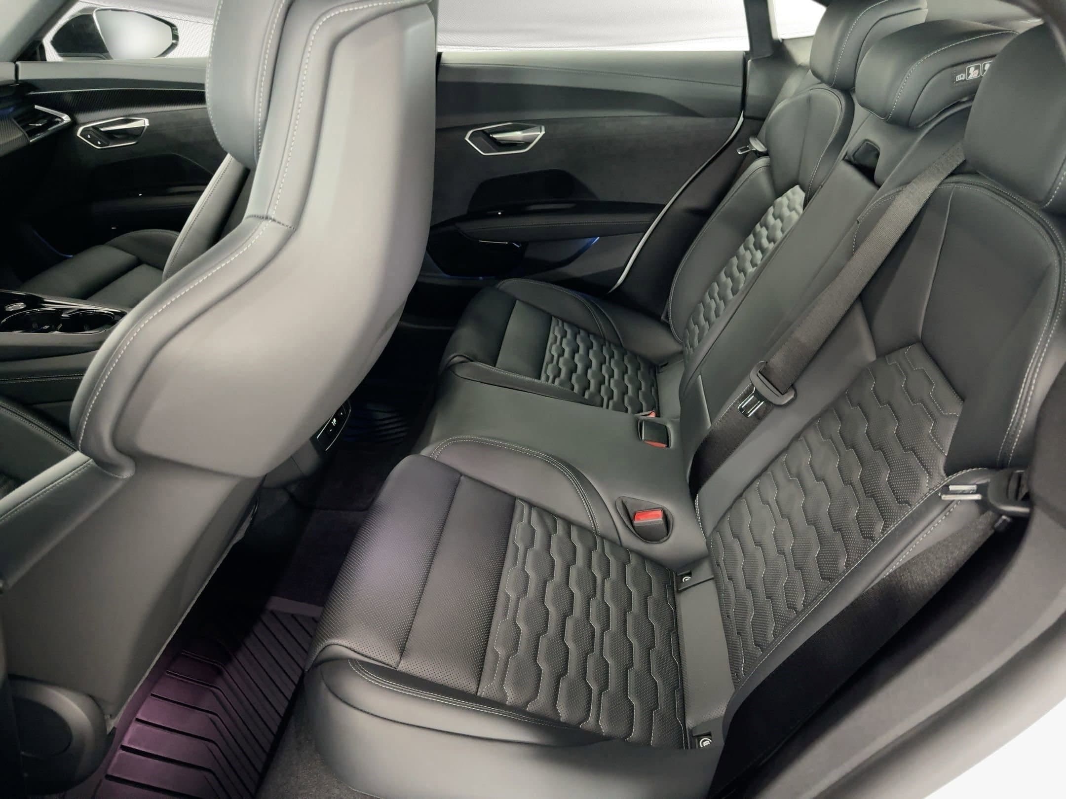 2026 Audi S e-tron GT Premium Plus - Photo 15