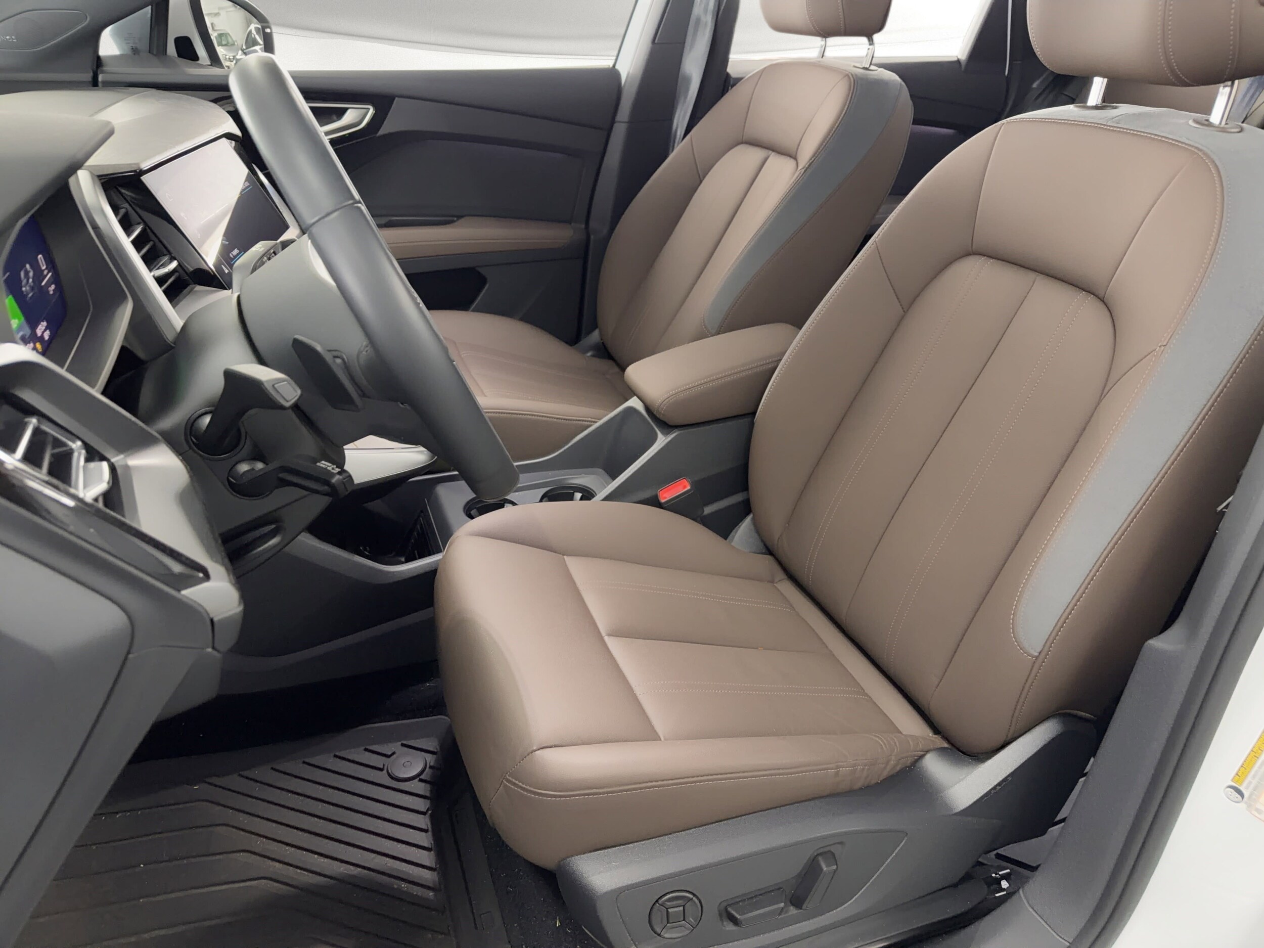 Q4 Sportback E-tron Prestige SUV