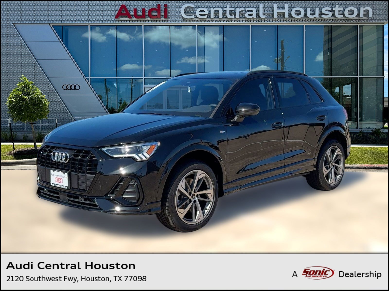 2025 Audi Q3 S Line Premium's photo