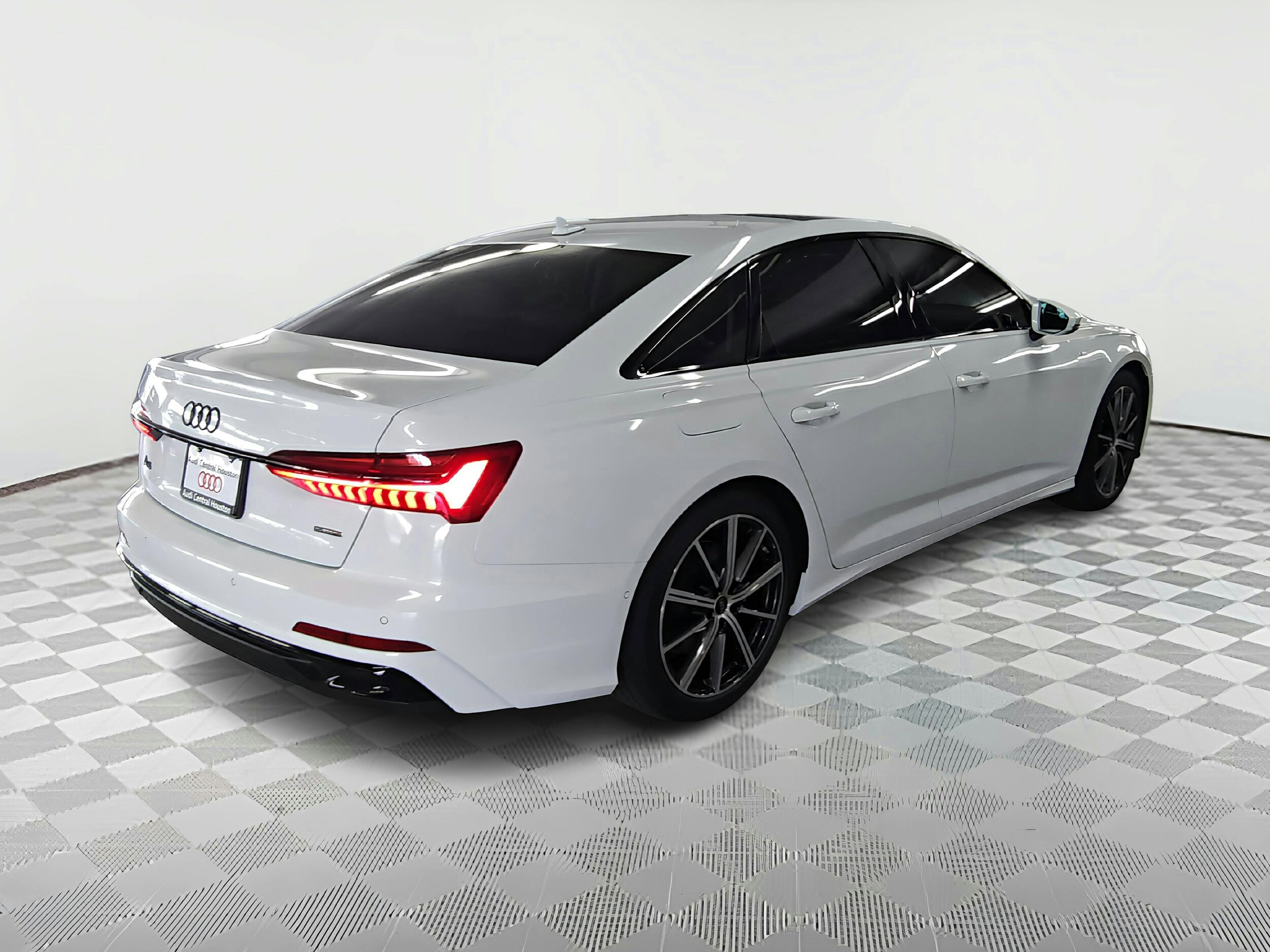 2025 Audi A6 Quattro Premium photo 4