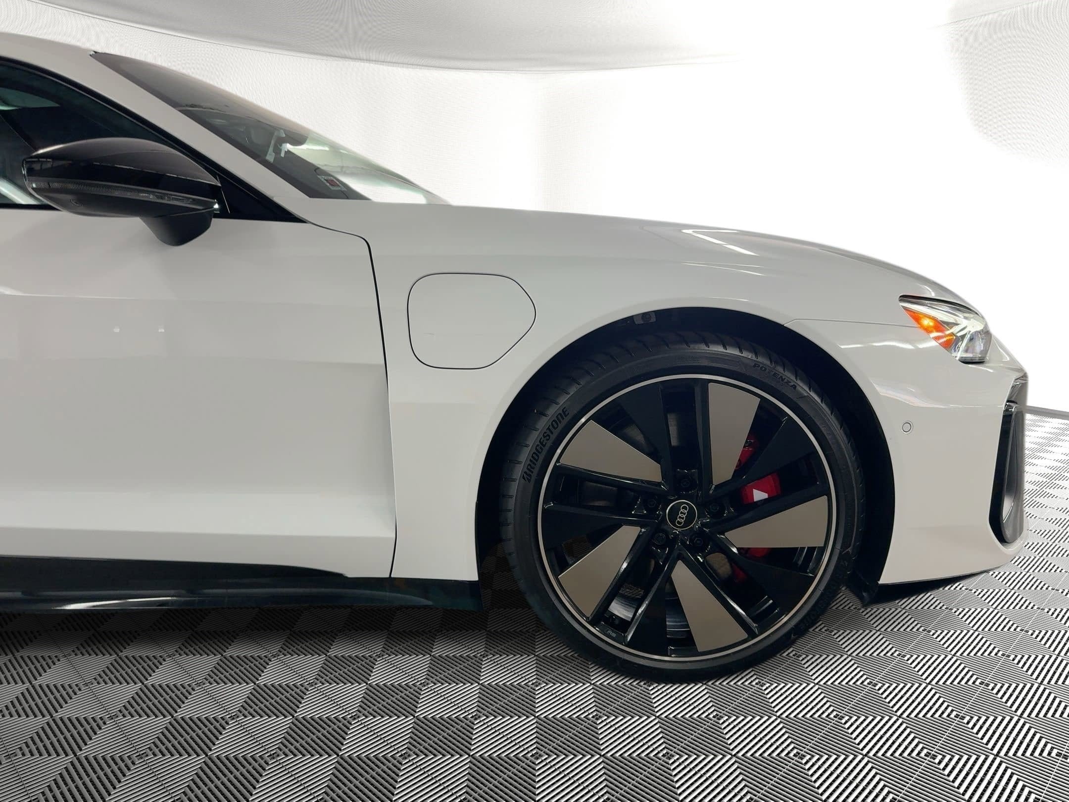 2026 Audi S e-tron GT Premium Plus - Photo 12