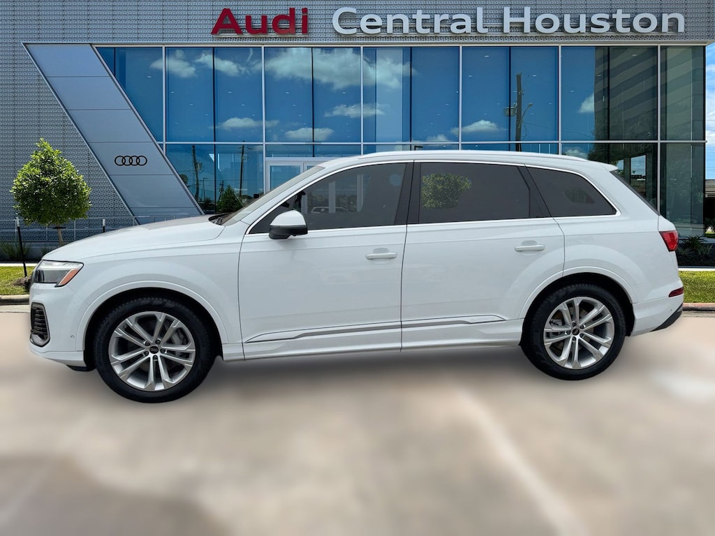New 2026 Audi Q7 55 Premium Plus SUV
