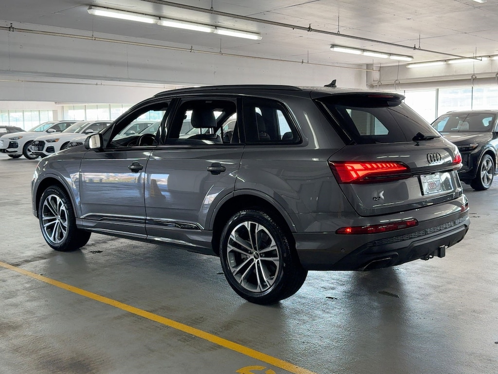 Used 2025 Audi Q7 Premium Plus SUV