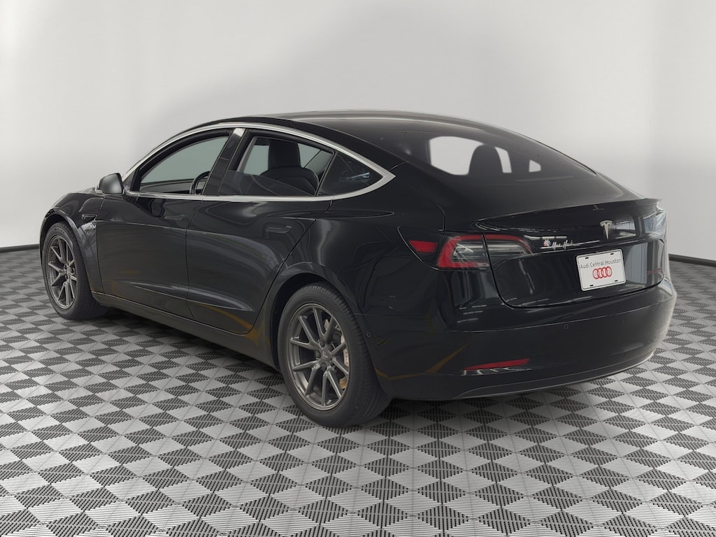Used 2018 Tesla Model 3 Long Range Battery Sedan