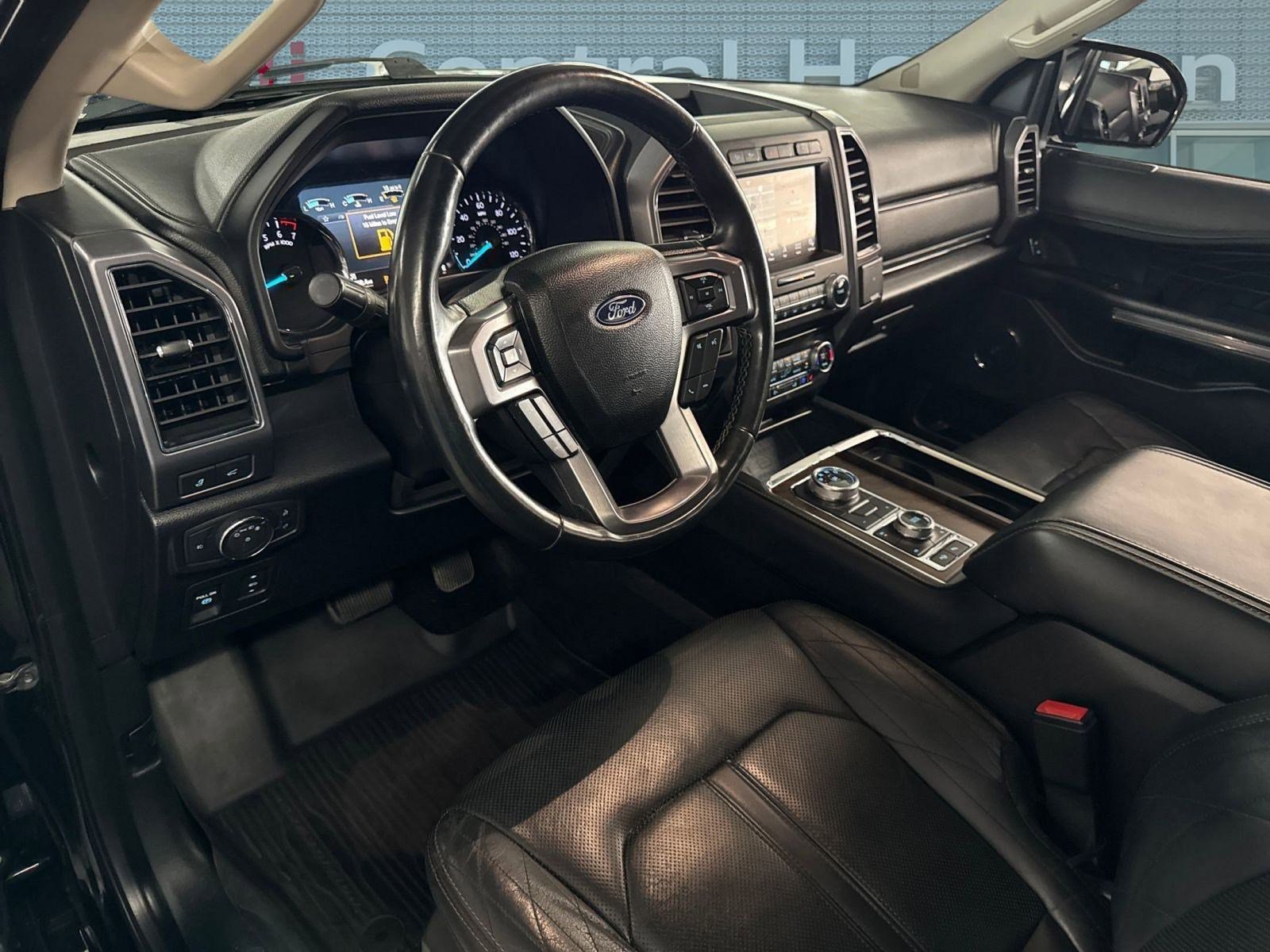 2018 Ford Expedition MAX Platinum photo 4