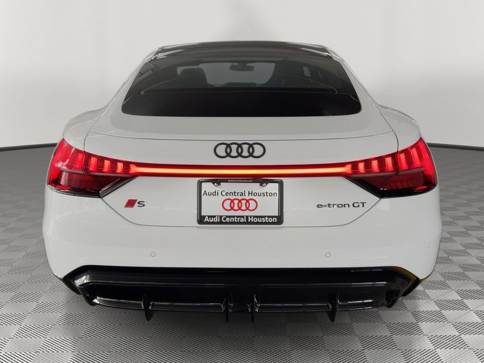 2026 Audi S e-tron GT Premium Plus - Photo 10
